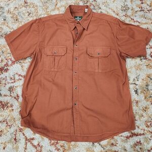 Schnee's Button Up Shirt XL